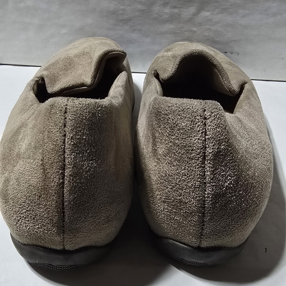 BareTraps Size 10M Janine Womens Tan Flats Memory Foam Slip On Comfort Shoes - Picture 5 of 5